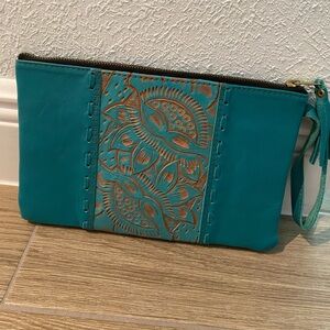 Puro Utz Pin Pin Clutch/Wristlet